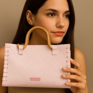 Samantha Thavasa Pink Quilted Tote Bag – Tan Wooden Handle Handbag Accessories